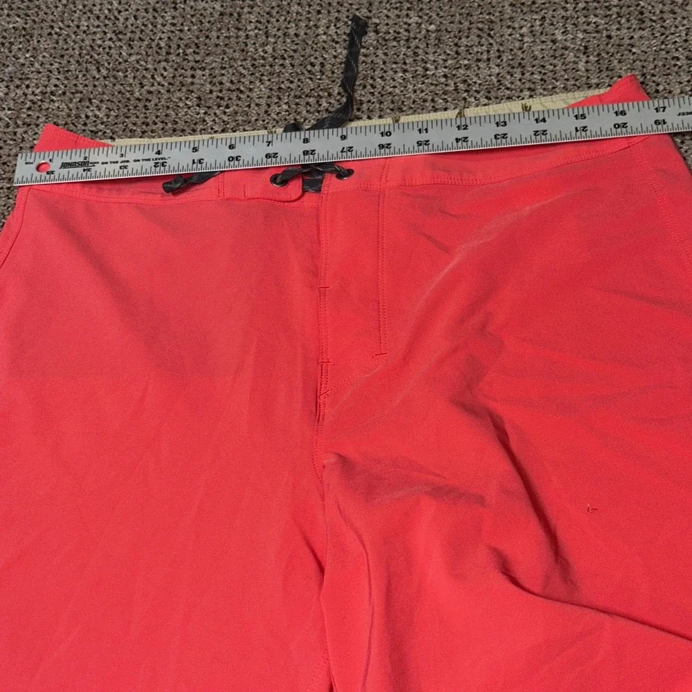 Patagonia Mens Stretch Planing Board Shorts Coral Pink Size 32 86185